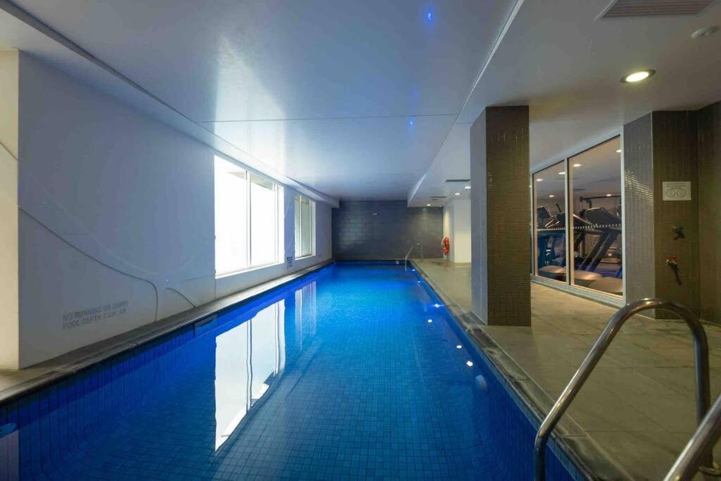 City Apartment, Pool & Carpark Adelaide Exterior foto