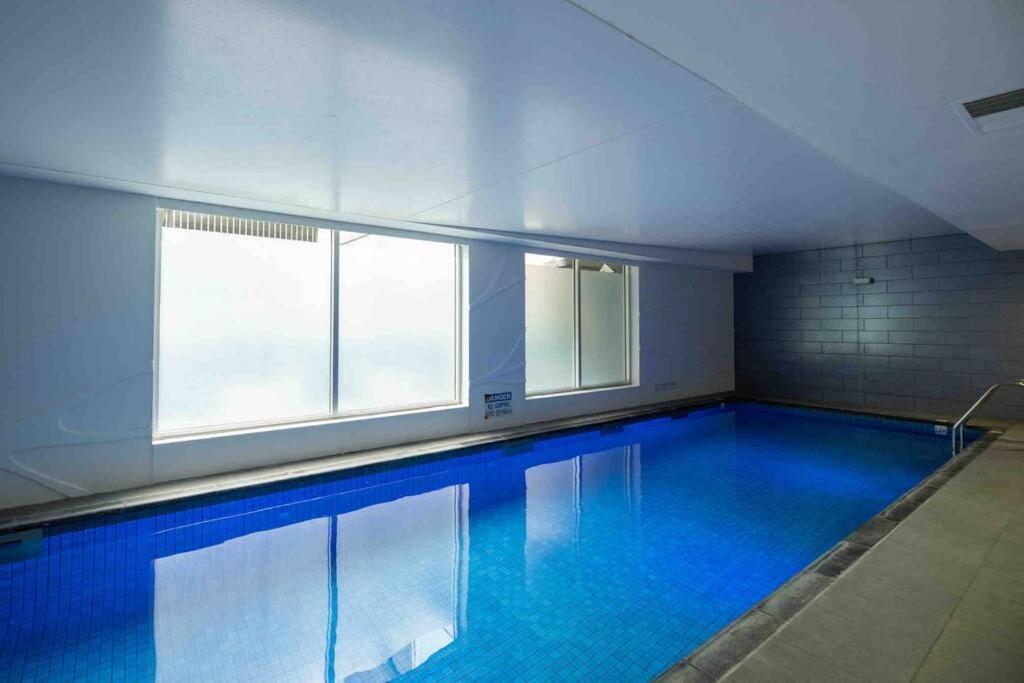 City Apartment, Pool & Carpark Adelaide Exterior foto