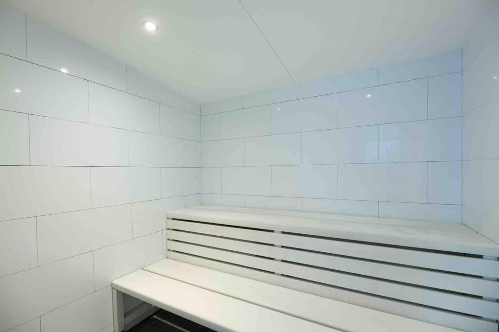 City Apartment, Pool & Carpark Adelaide Exterior foto